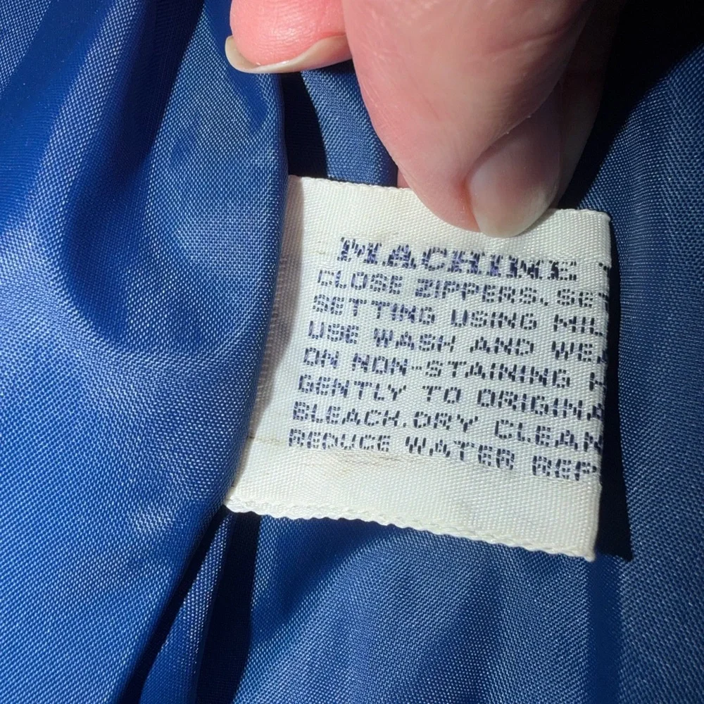 RARE Vintage Late 70s Lightning Bolt Hawaiian Production Rainbow Puffer Vest, M - Picture 8 of 10